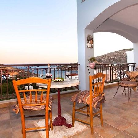Nikis Seaside House Villa Vlichadia ภายนอก รูปภาพ