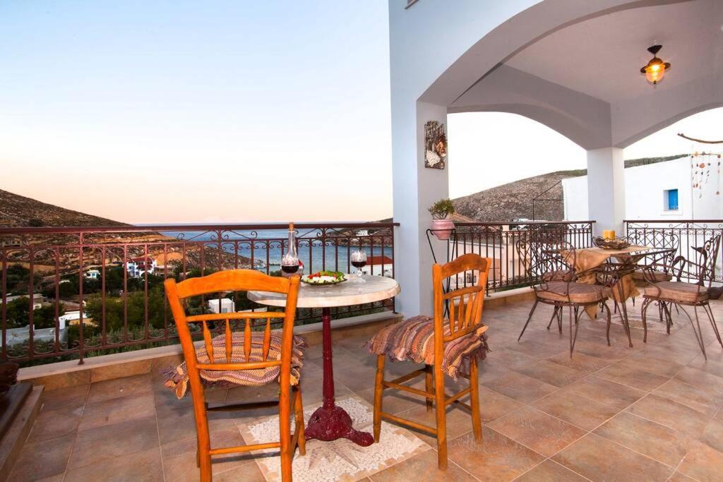 Nikis Seaside House Villa Vlichadia ภายนอก รูปภาพ