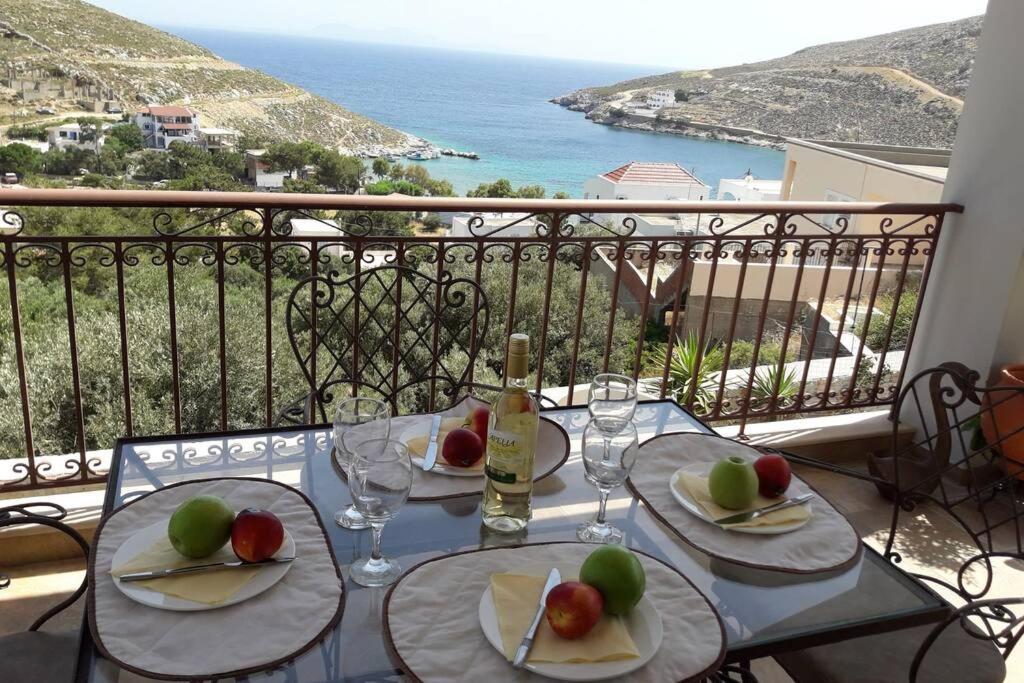 Nikis Seaside House Villa Vlichadia ภายนอก รูปภาพ