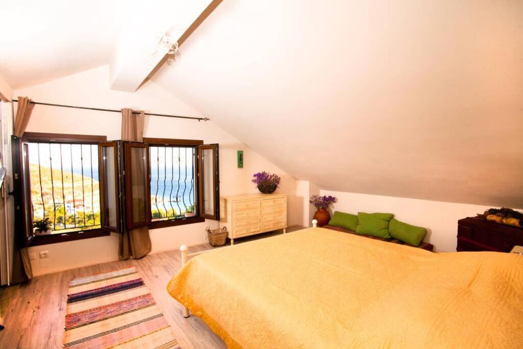 Nikis Seaside House Villa Vlichadia ภายนอก รูปภาพ