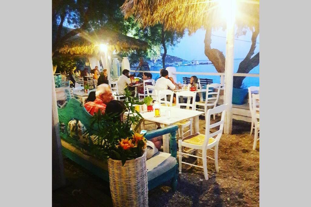 Nikis Seaside House Villa Vlichadia ภายนอก รูปภาพ