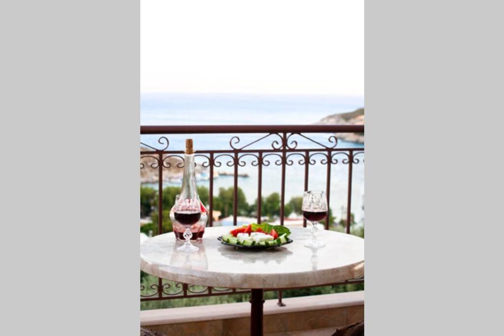 Nikis Seaside House Villa Vlichadia ภายนอก รูปภาพ